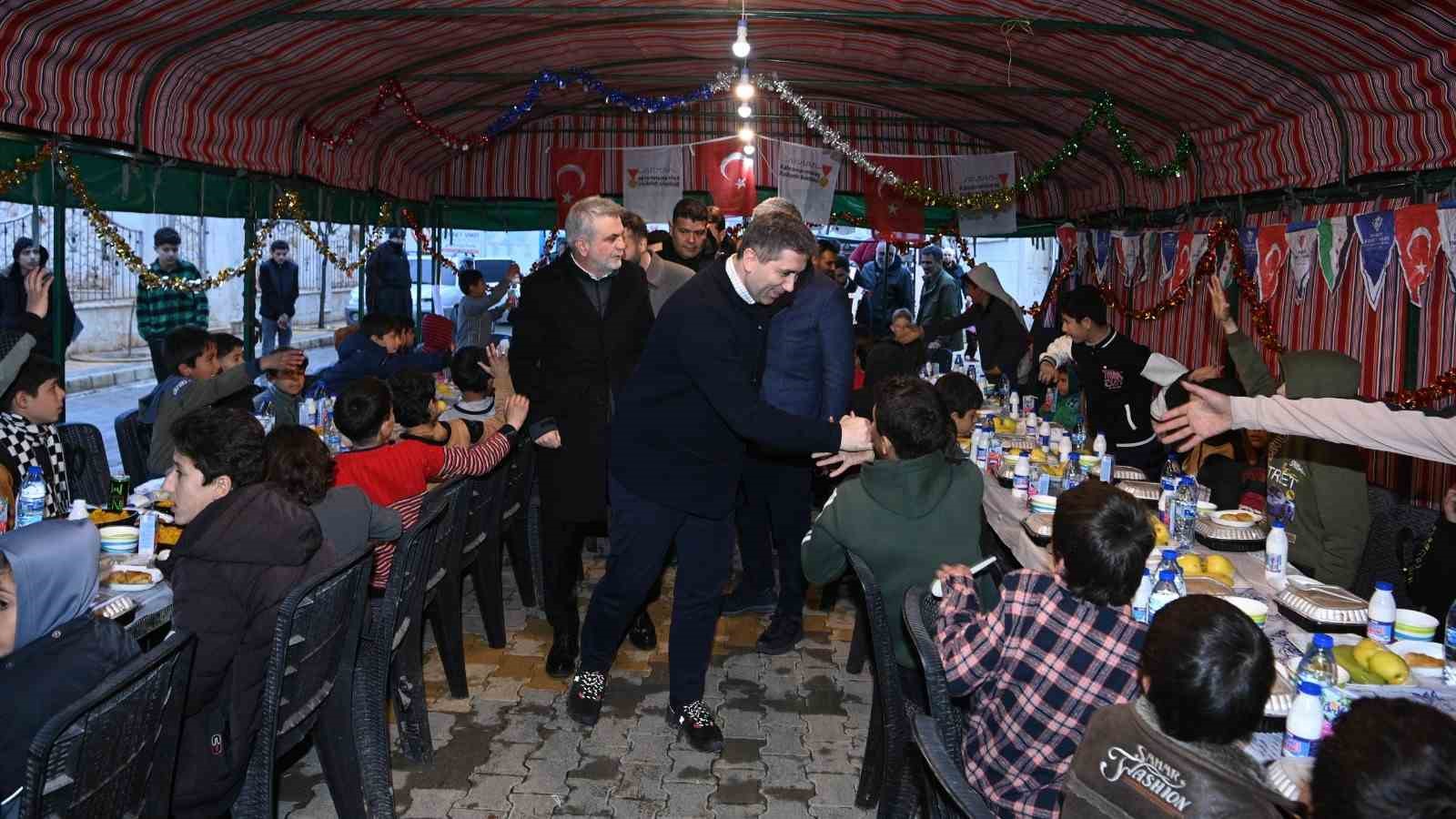 Kahramanmaraş Büyükşehir’den İdlib’de kardeşlik iftarı
