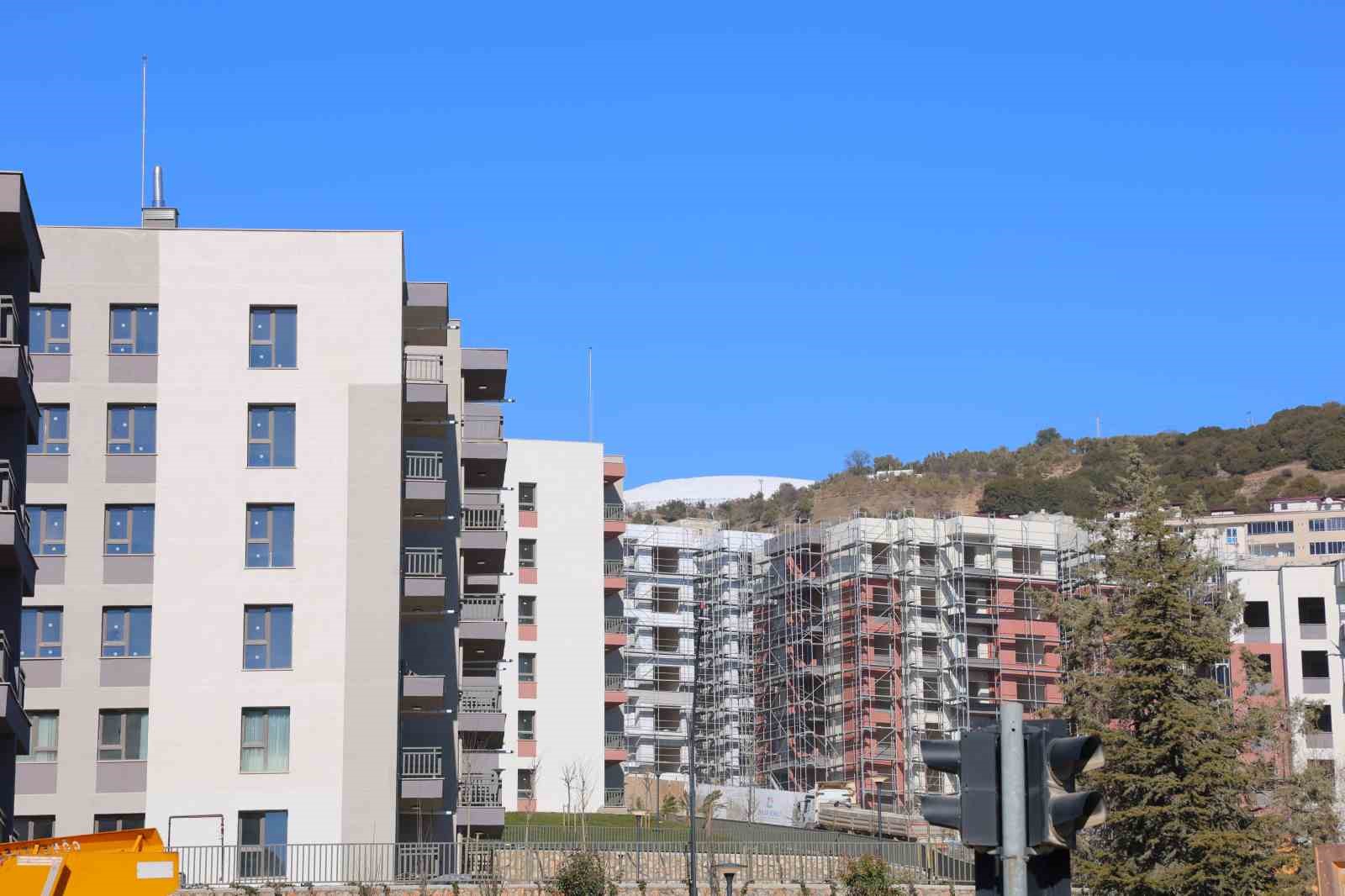 Kahramanmaraş Doğukent’te yerinde dönüşümle yüzlerce konut inşa ediliyor
