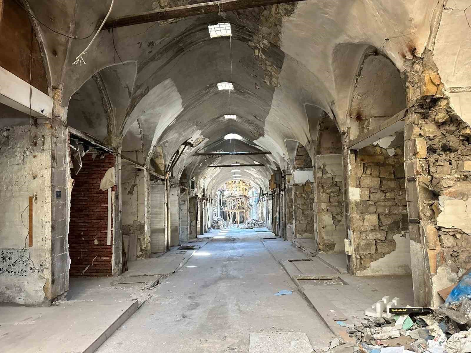 Kahramanmaraş’ta 526 yıllık Tarihi Çarşı’da 140 iş yerinin restorasyonu tamamlandı
