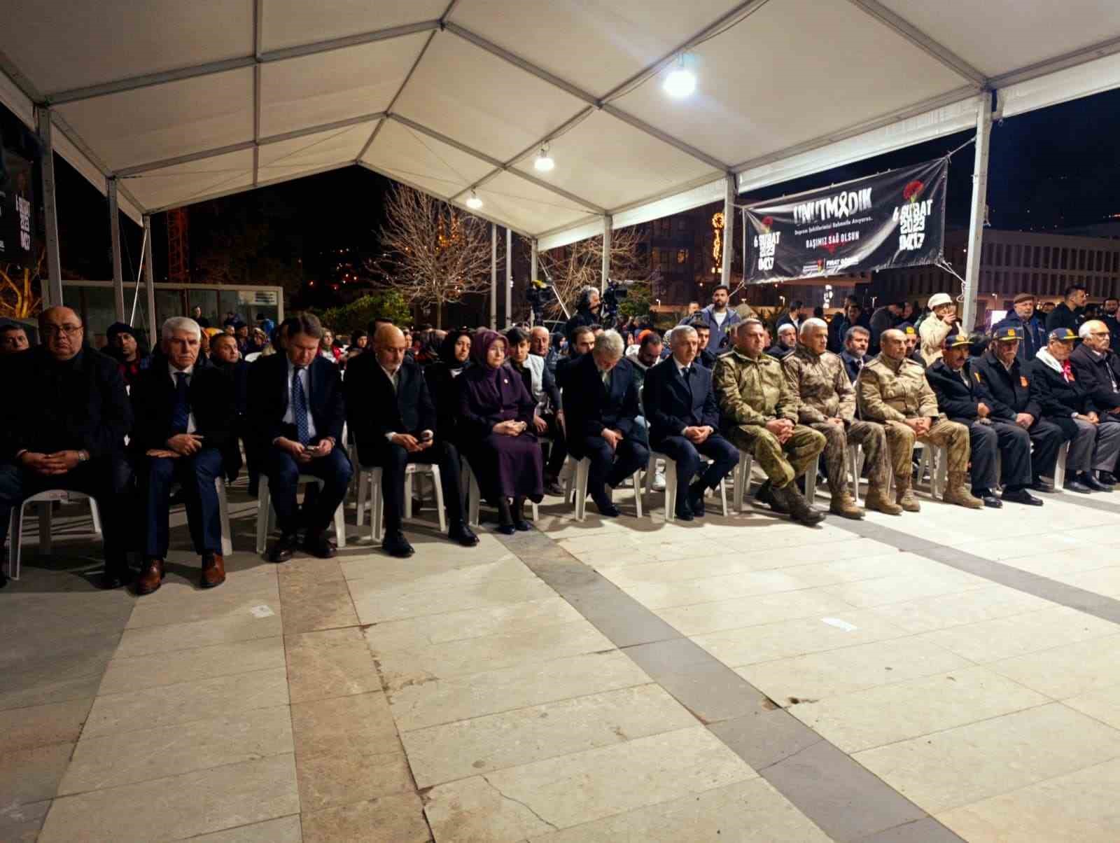 Kahramanmaraş’ta 6 Şubat depremlerinde hayatını kaybedenler dualarla anıldı
