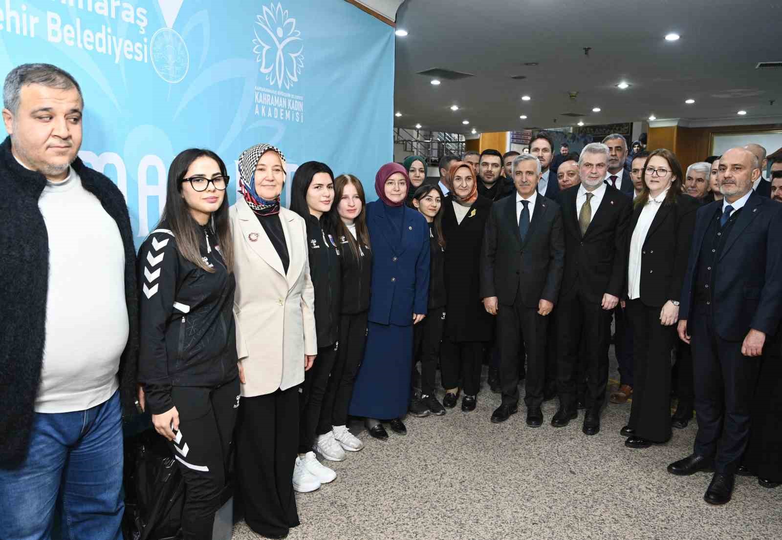 Kahramanmaraş’ta açılan ’Kahraman Kadın Akademisi’ tanıtıldı
