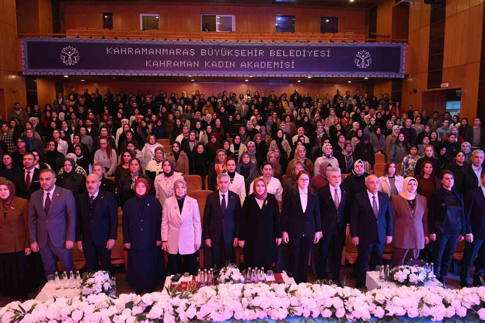 Kahramanmaraş’ta açılan ’Kahraman Kadın Akademisi’ tanıtıldı
