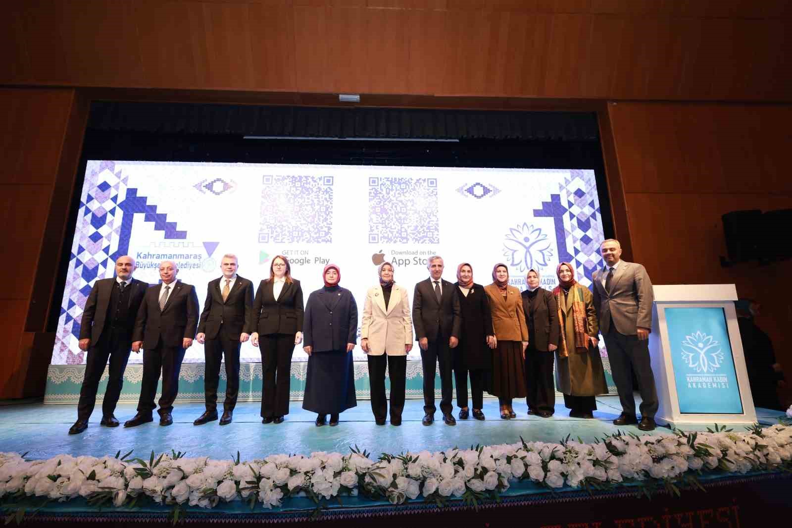 Kahramanmaraş’ta açılan ’Kahraman Kadın Akademisi’ tanıtıldı
