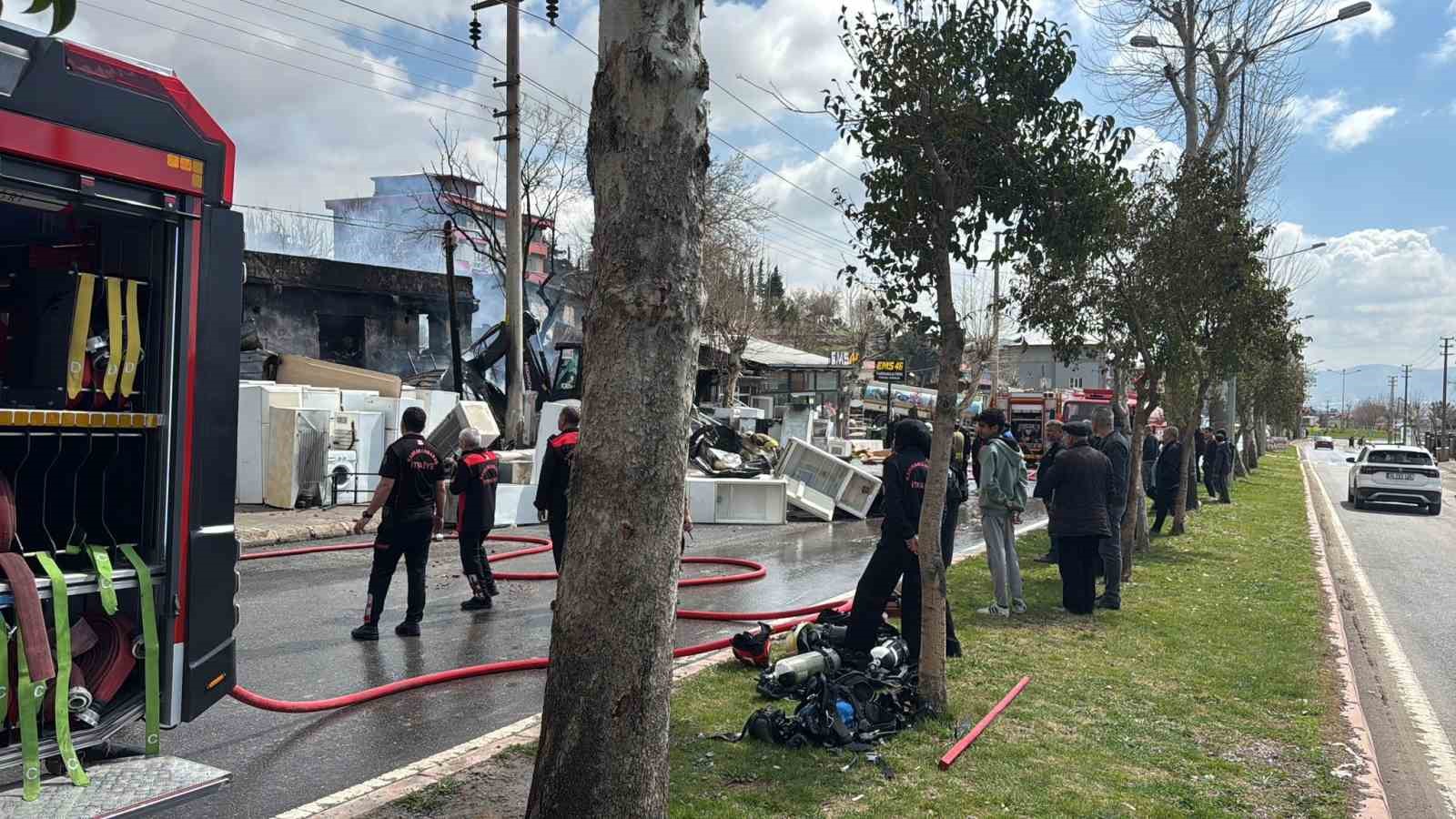 Kahramanmaraş’ta iş yeri yangını
