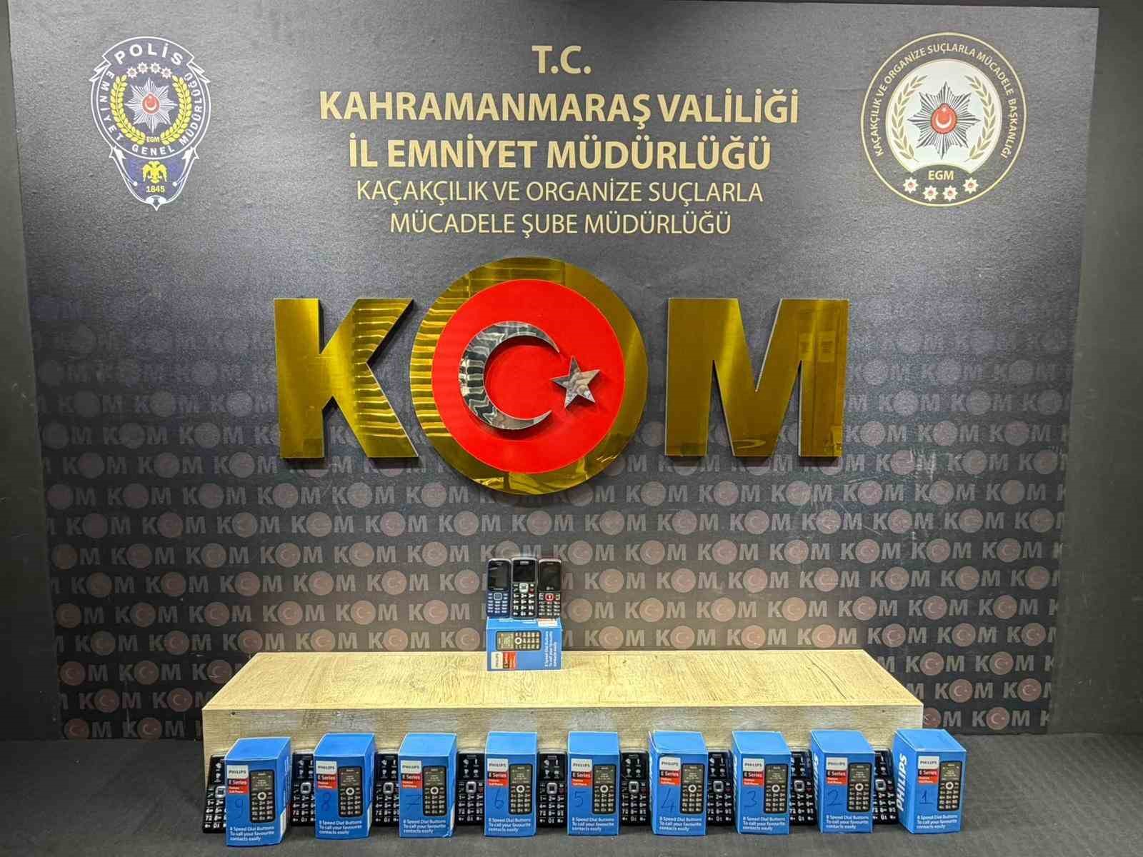 Kahramanmaraş’ta kaçak telefon ve sigara operasyonu
