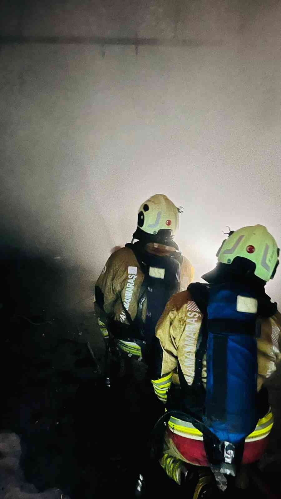 Kahramanmaraş’ta metruk evde yangın
