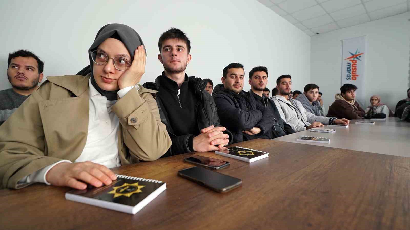 Kahramanmaraş’ta ’Pusula Maraş’tan farkındalık semineri
