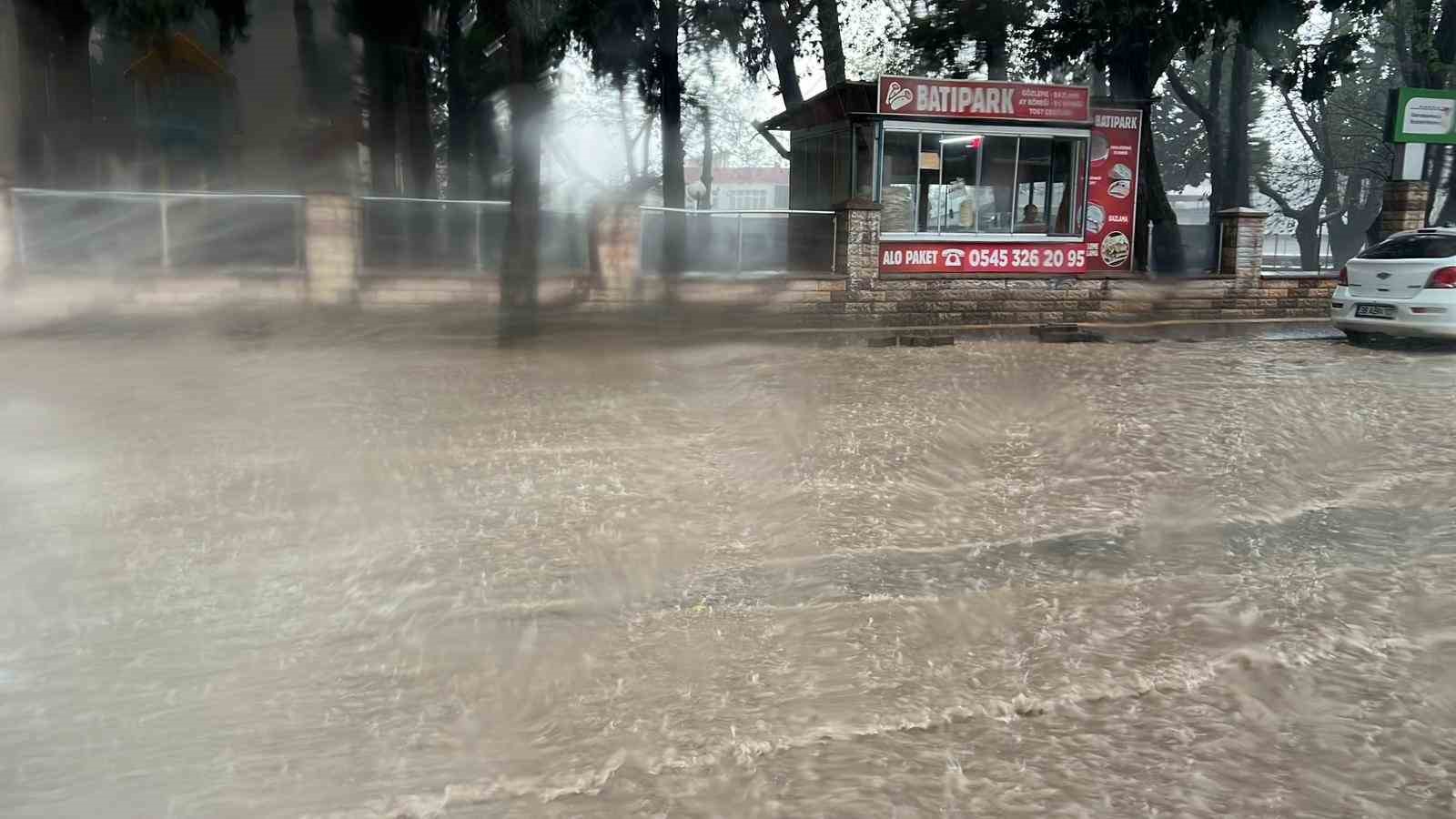 Kahramanmaraş’ta sağanak etkili oldu
