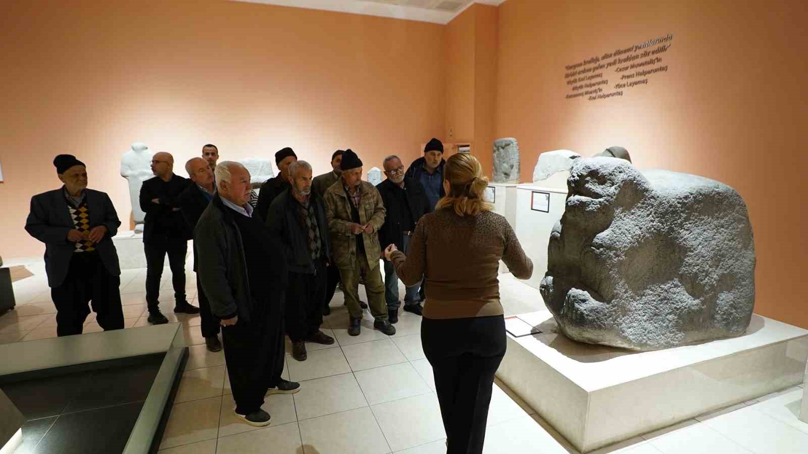 Kahramanmaraş’ta ulu çınarların tarih buluşması

