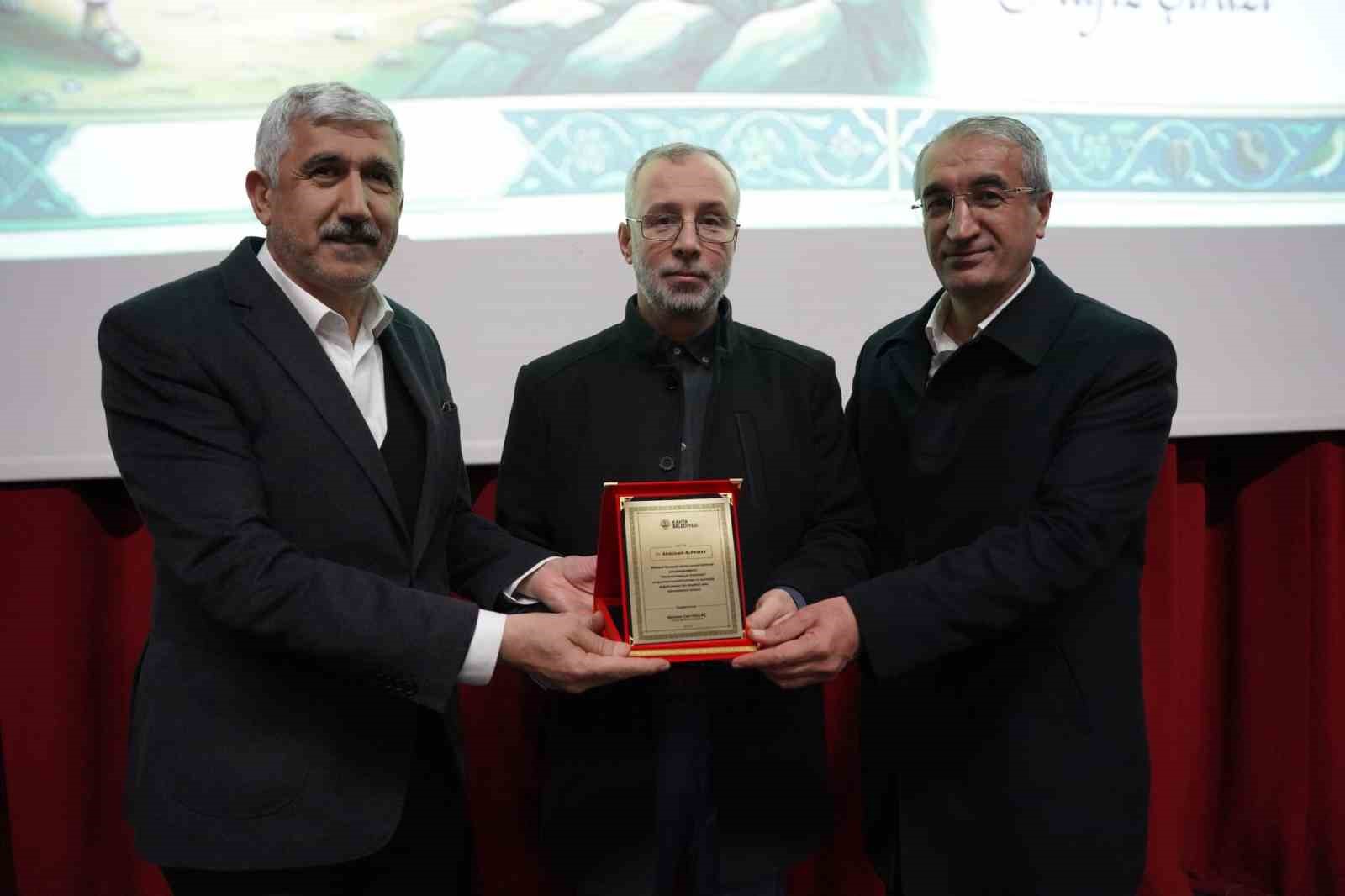 Kahta’da Ramazan Sohbetleri’nde ümmet coğrafyası konuşuldu
