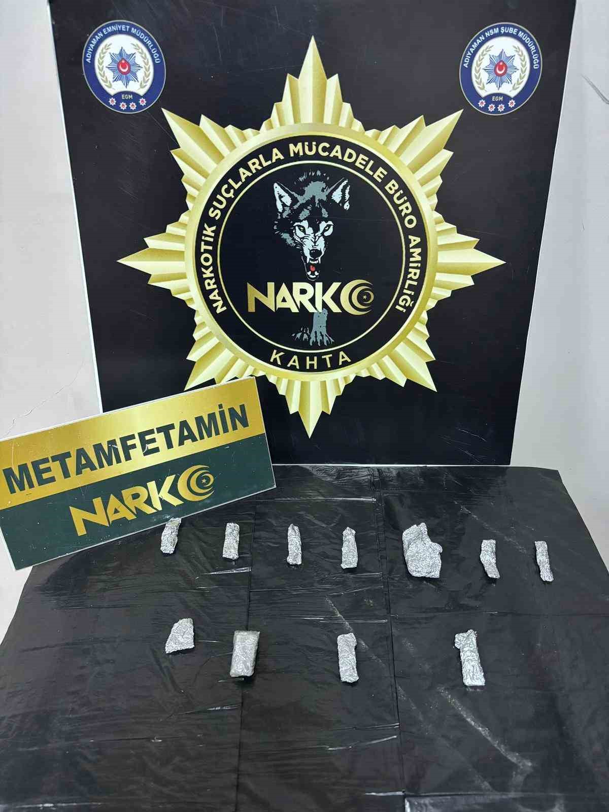 Kahta’da uyuşturucu operasyonunda 4 şahıs tutuklandı
