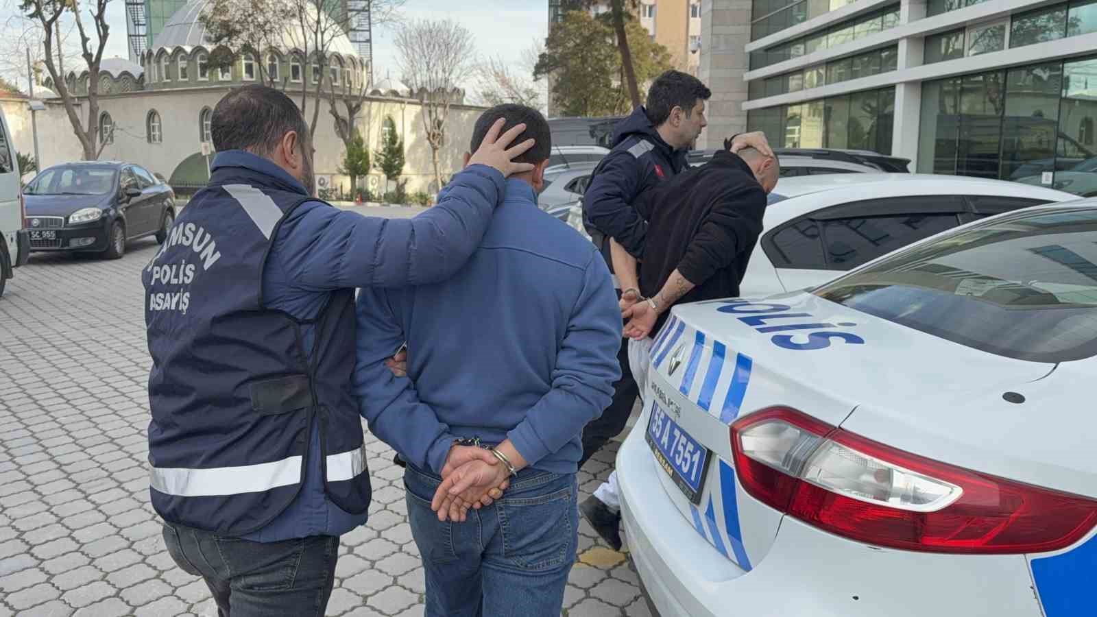 Kahvehanede tartışmada sandalyeden düşen şahıs ağır yaralandı: 1 tutuklama
