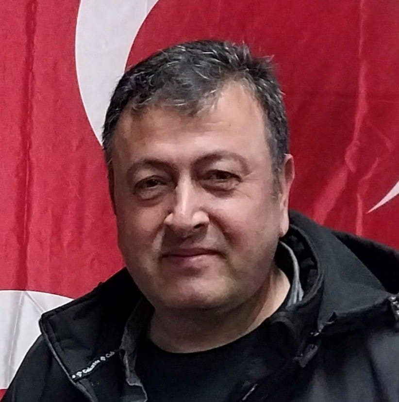 Kalp krizi sonrası kaza yapan öğretmen hayatını kaybetti
