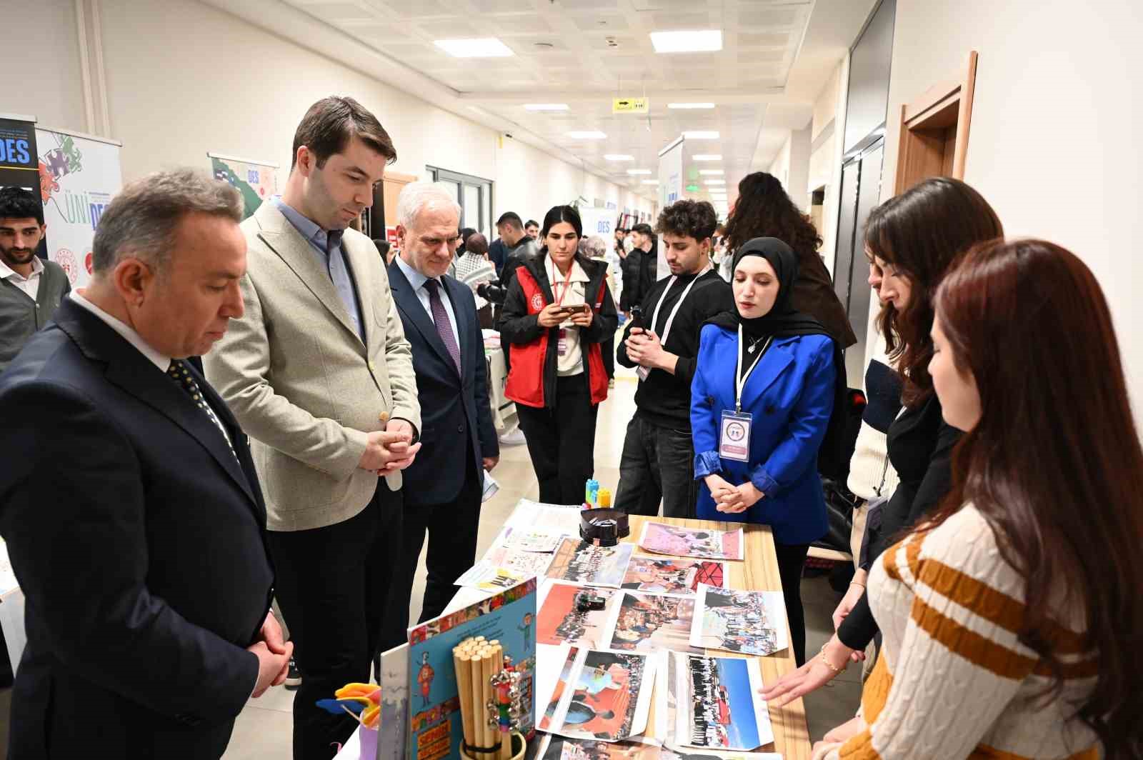 "Kampüs İftarları" etkinliği gençleri aynı sofrada buluşturdu
