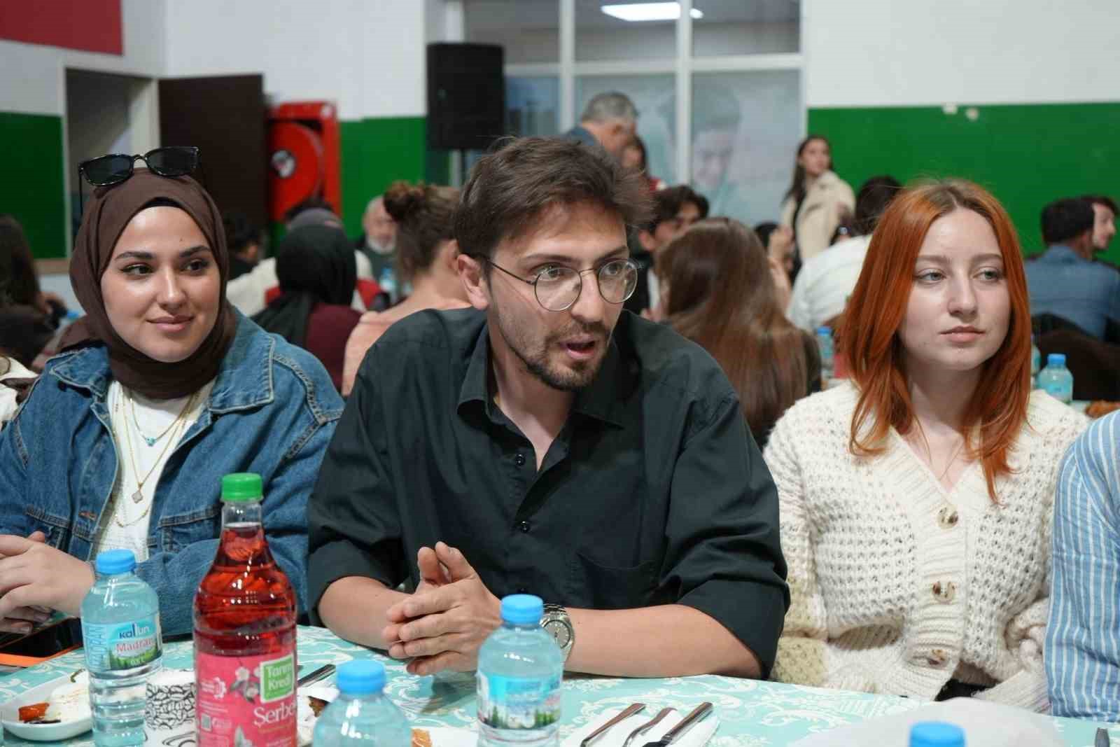 Kampüs iftarlarında birlik beraberlik ruhu
