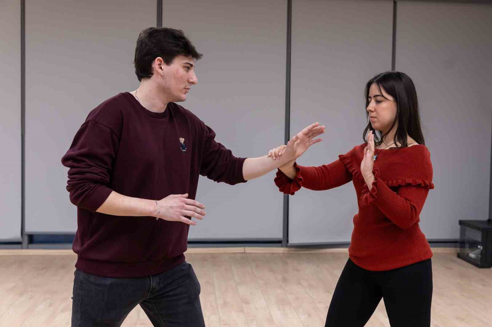 Kampüste güvenli yaşam eğitimi: Öğrenciler "kendini koruma" becerileri kazandı
