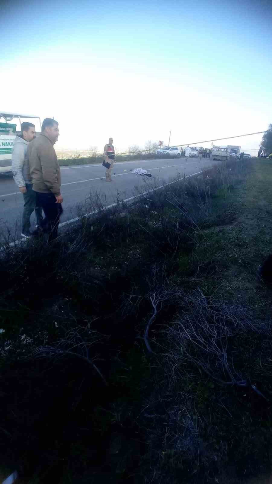 Kamyonetle çarpışan motosikletin 25 yaşındaki sürücüsü hayatını kaybetti
