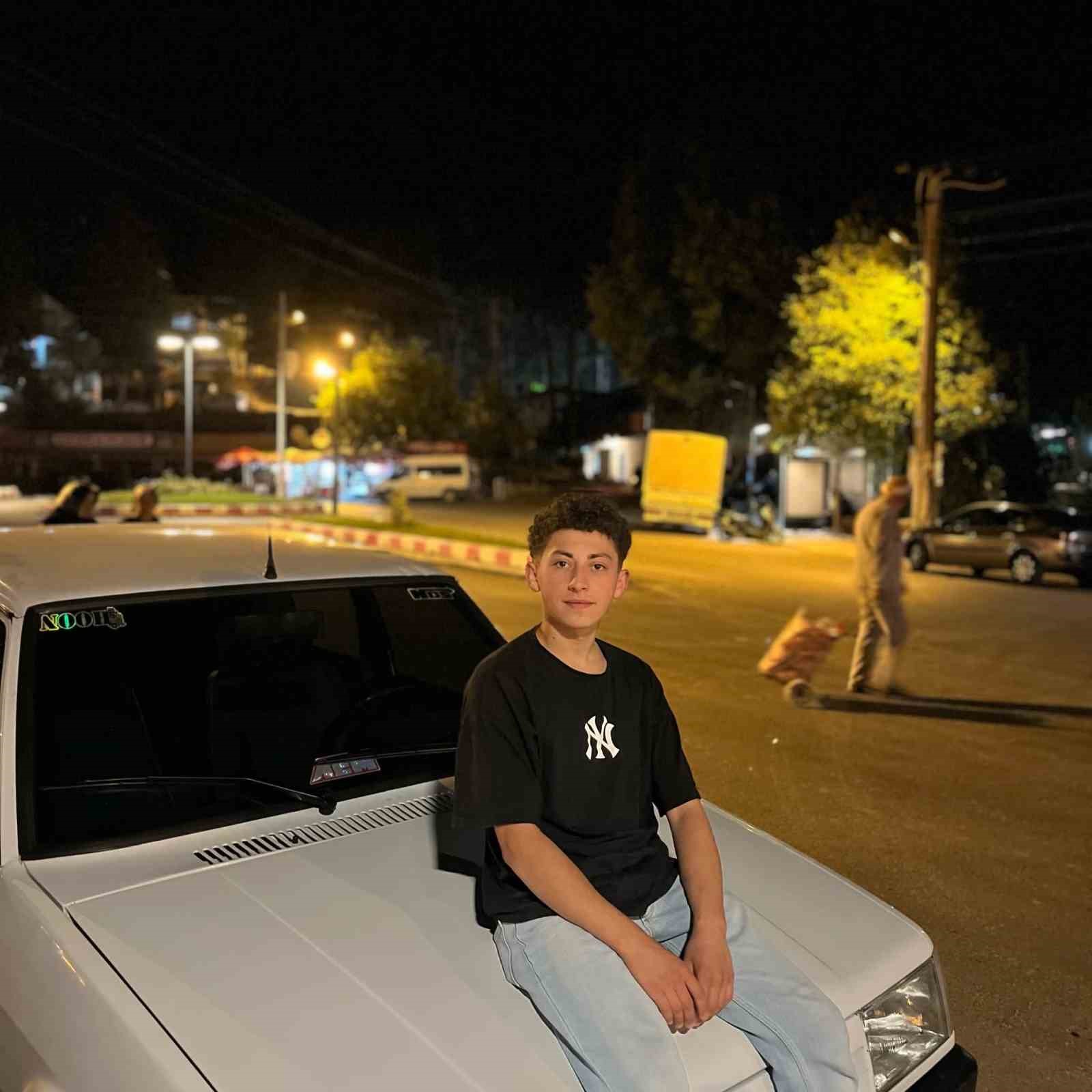 Kamyonla çarpışan motosiklet sürücüsü hayatını kaybetti
