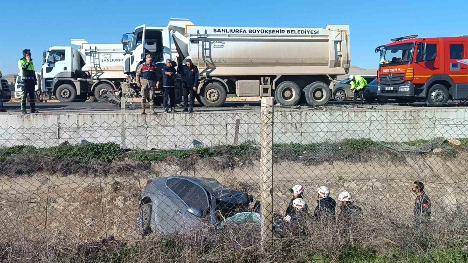 Kamyonla çarpışan otomobilin sürücüsü hayatını kaybetti
