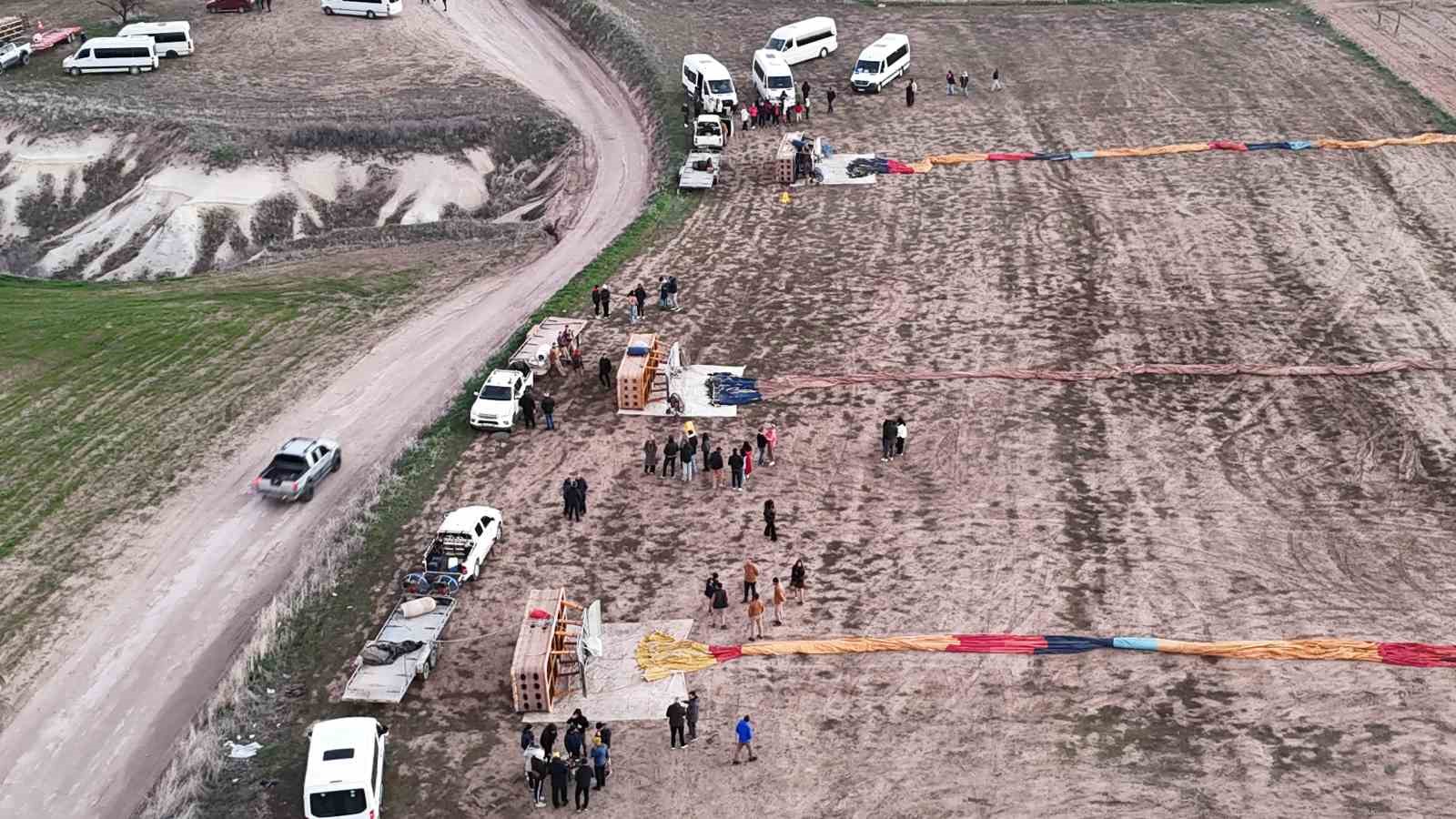 Kapadokya’da sıcak hava balon turlarına rüzgar engeli
