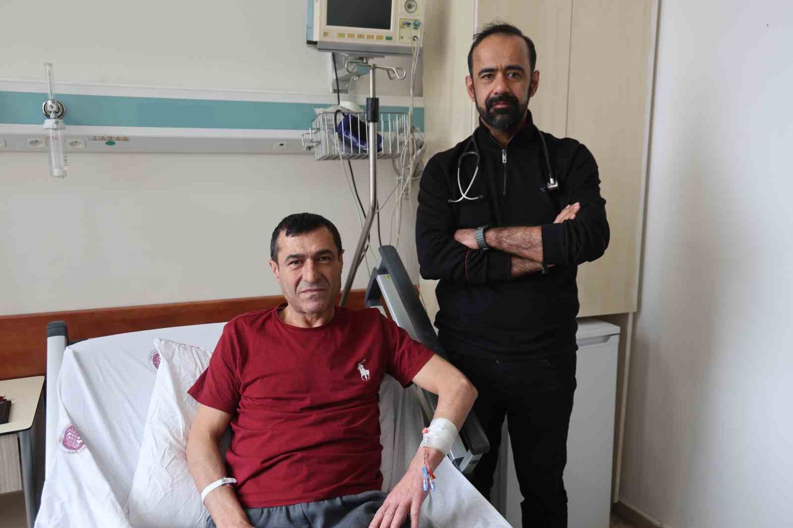 Kapalı damarı Almanya’da açılmayınca, Elazığ’a gelip sağlığına kavuştu
