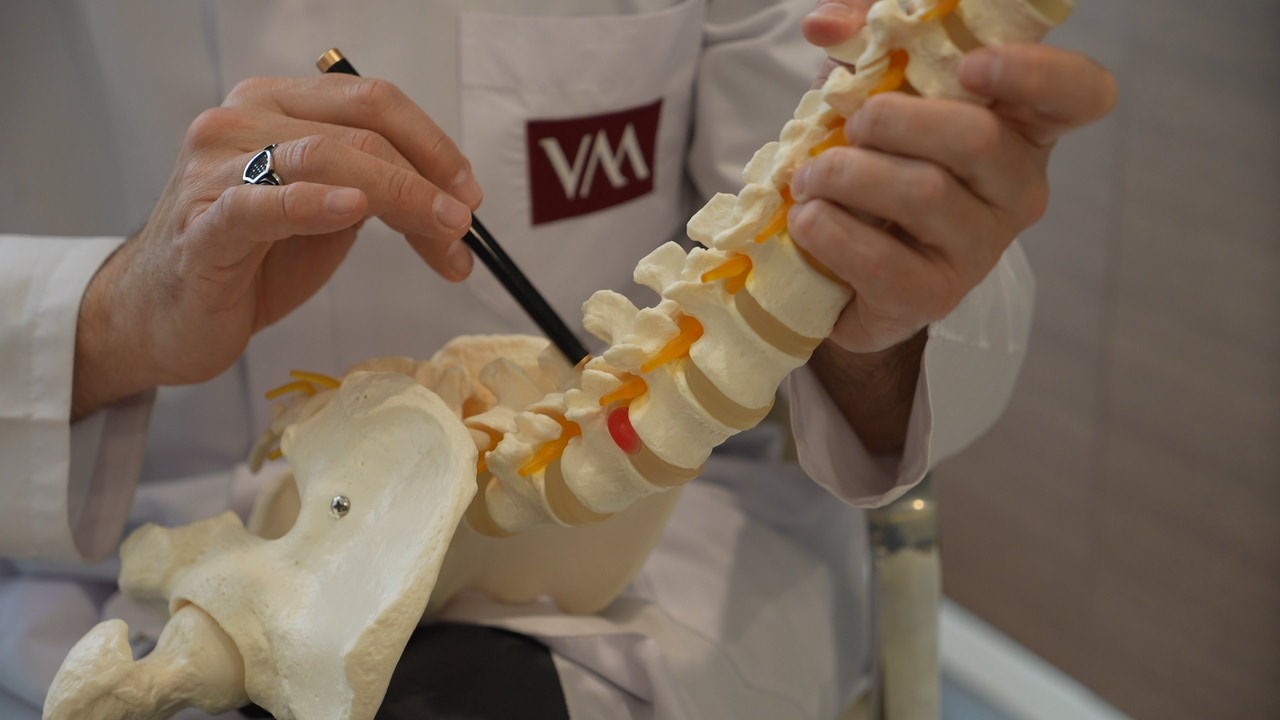 "Kapalı omurga cerrahisi ile felç riski yok denecek kadar azaltılabiliyor"
"Kapalı omurga cerrahisi ile felç riski yok denecek kadar azaltılabiliyor"