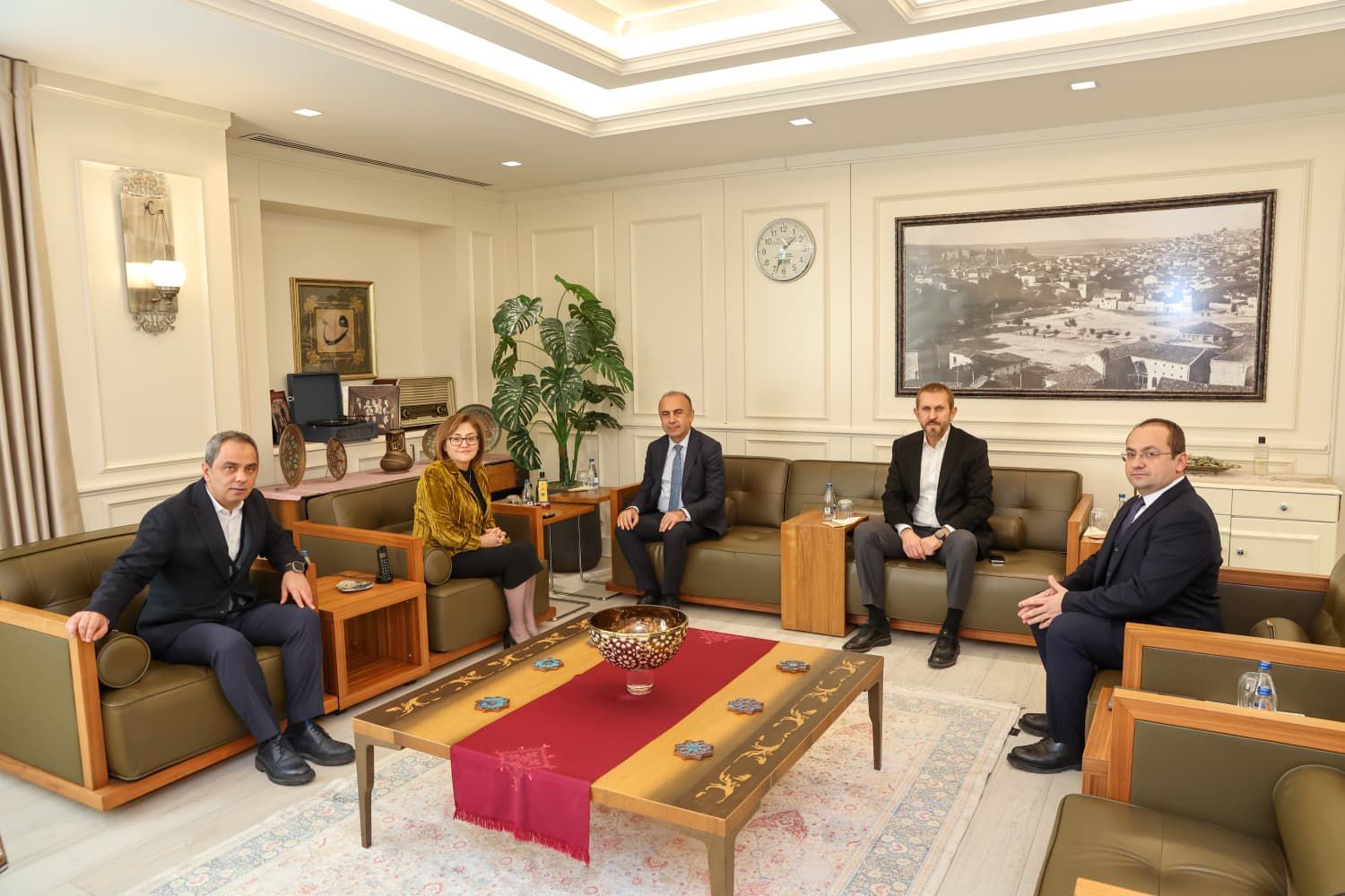 Kapalı spor salonu protokolü imzalandı
Kapalı spor salonu protokolü imzalandı