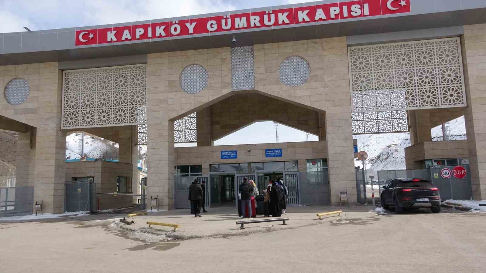 Kapıköy Gümrük Kapısı’nda geçişler kontrollü sürüyor
