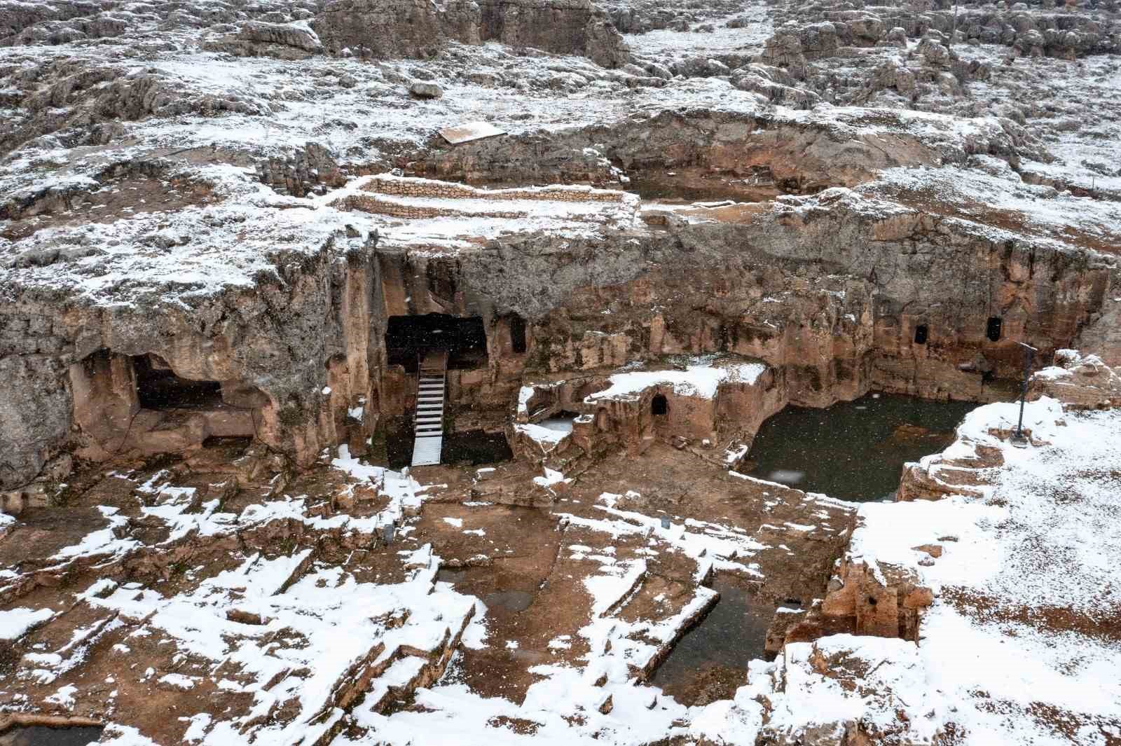Kar altında tarihe tanıklık
