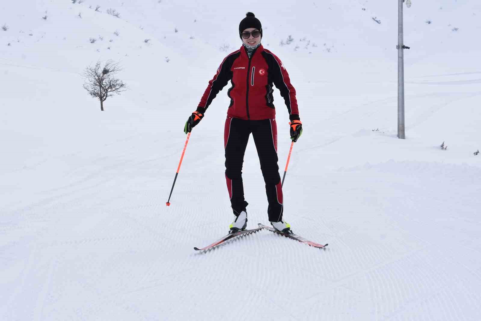 Kar ve ayaz altında şampiyonluk mesaisi
