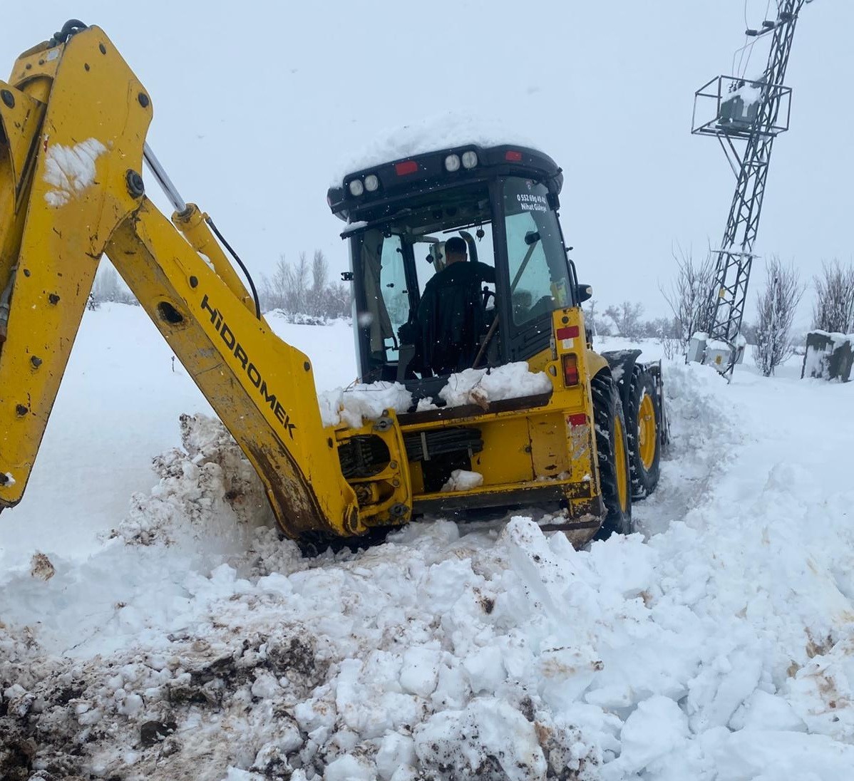 Kar yağışı, içme suyu kuyularında elektrik arızasına neden oldu

