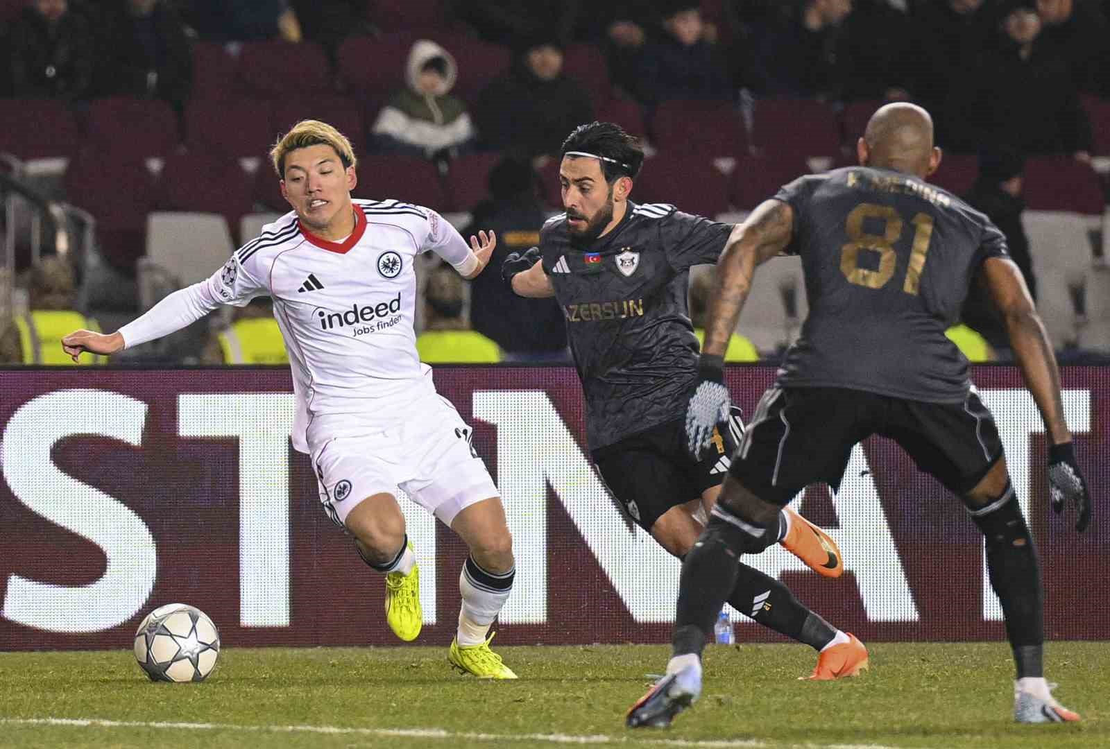 Karabağ, 90+4’te Eintracht Frankfurt’u devirdi
