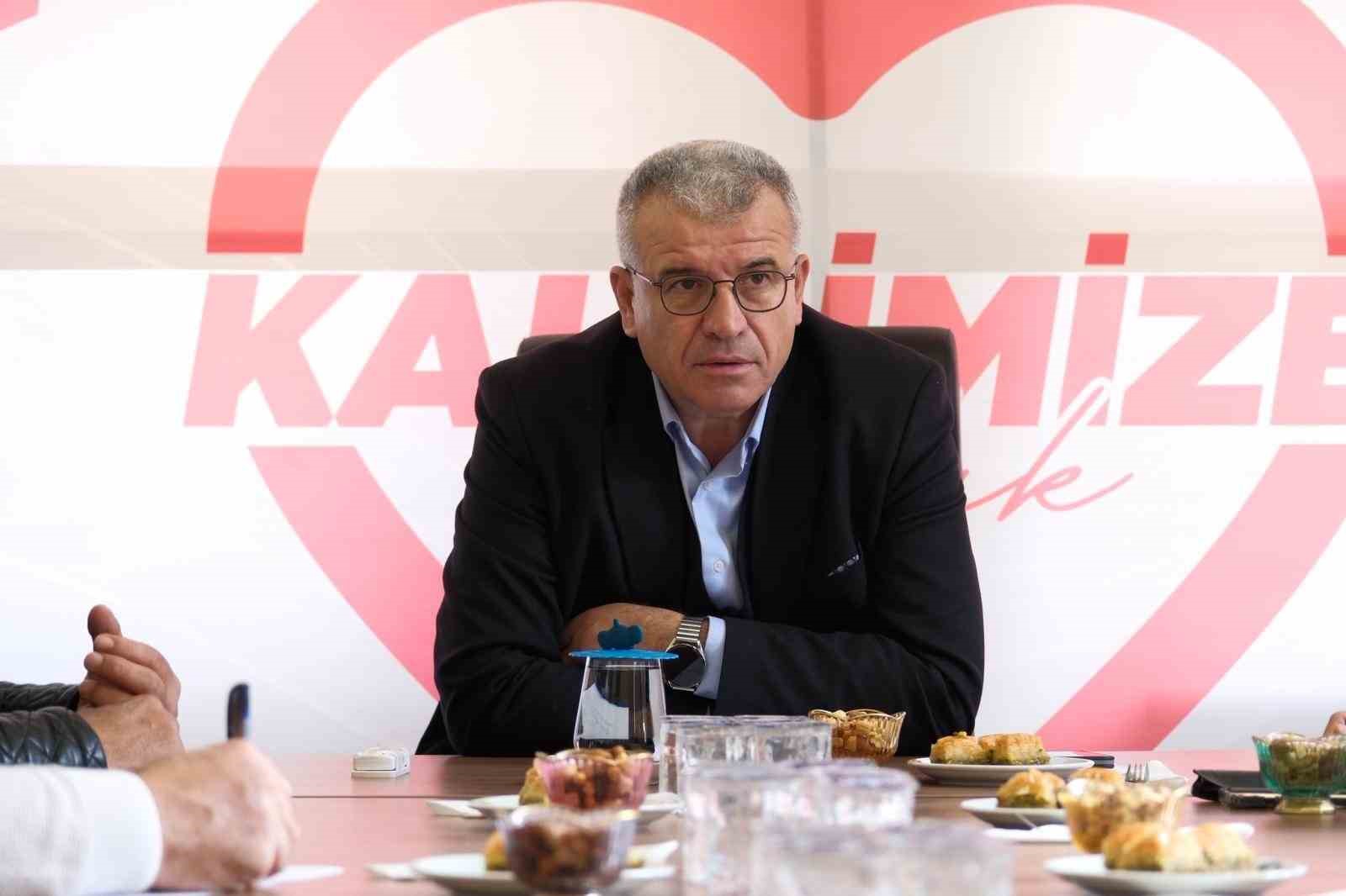 Karabiga’da 7 Yıllık Hizmetler İstişare Toplantısında Anlatıldı
Karabiga’da 7 Yıllık Hizmetler İstişare Toplantısında Anlatıldı