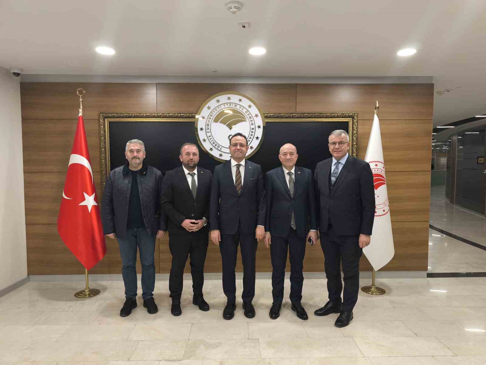Karabiga’nın Geleceği İçin Ankara’da Güçlü Temaslar
Karabiga’nın Geleceği İçin Ankara’da Güçlü Temaslar
