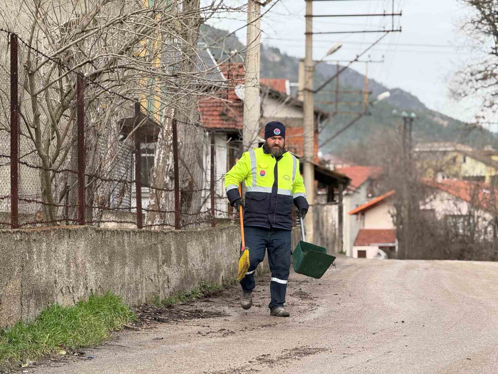 Karabük Belediyesi Kapullu Mahallesi’nde çalışmalarını sürdürüyor
