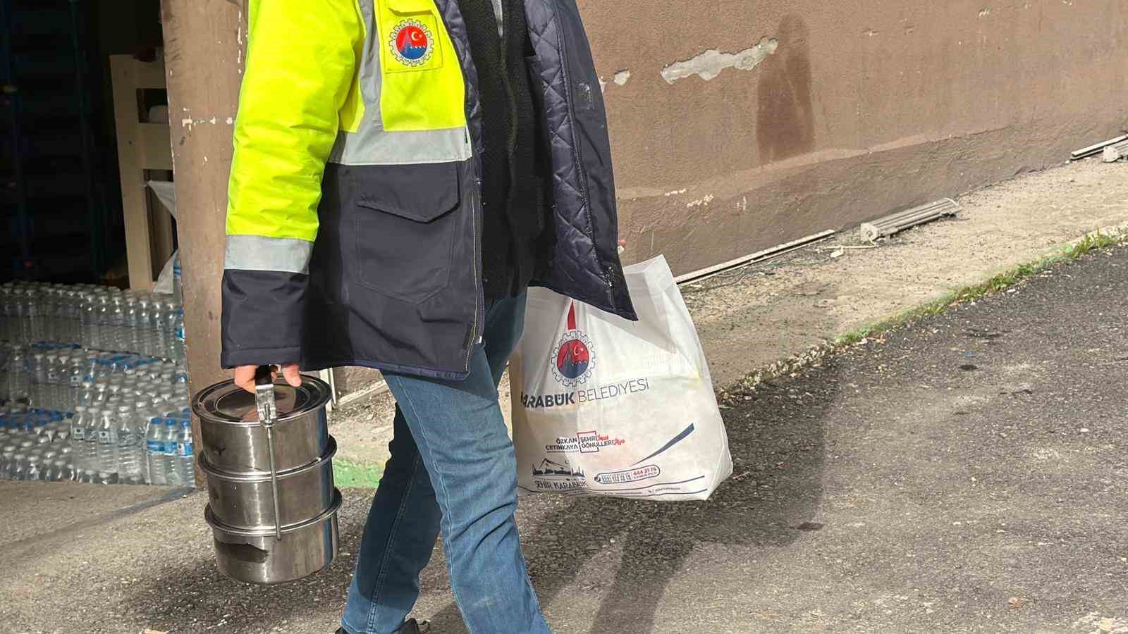 Karabük Belediyesinden Ramazan’da 450 kişiye sıcak yemek desteği
