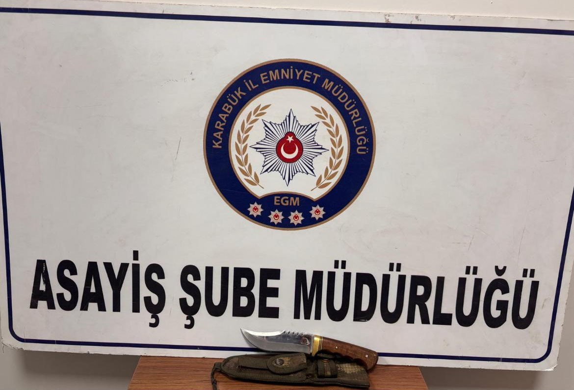 Karabük’te 16 günlük asayiş uygulamasında 82 aranan şahıs yakalandı
Karabük’te 16 günlük asayiş uygulamasında 82 aranan şahıs yakalandı