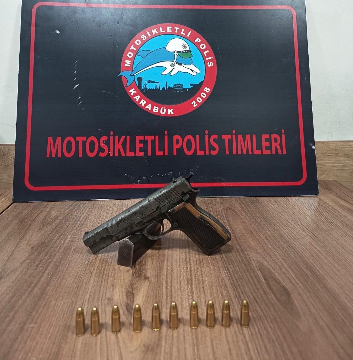 Karabük’te asayiş uygulamalarında aranan 100 kişi yakalandı
