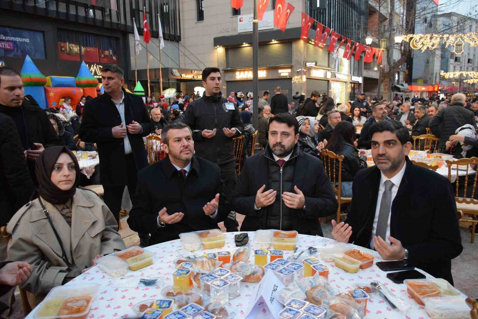 Karabük’te binler aynı sofrada buluştu
