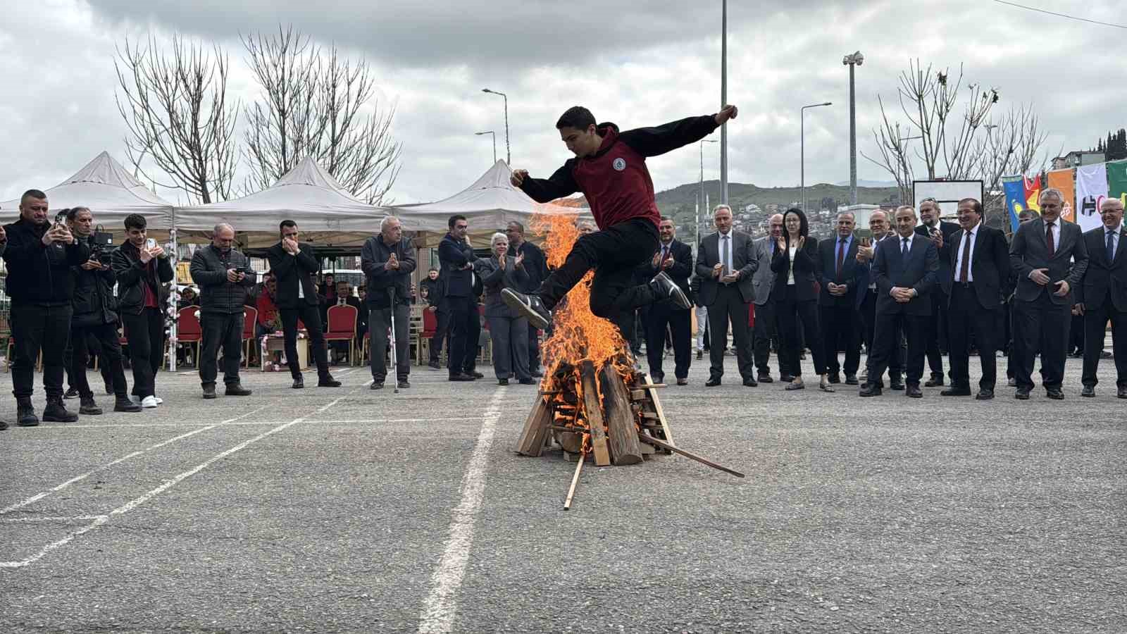 Karabük’te nevruz kutlamaları coşkulu görüntülere sahne oldu
