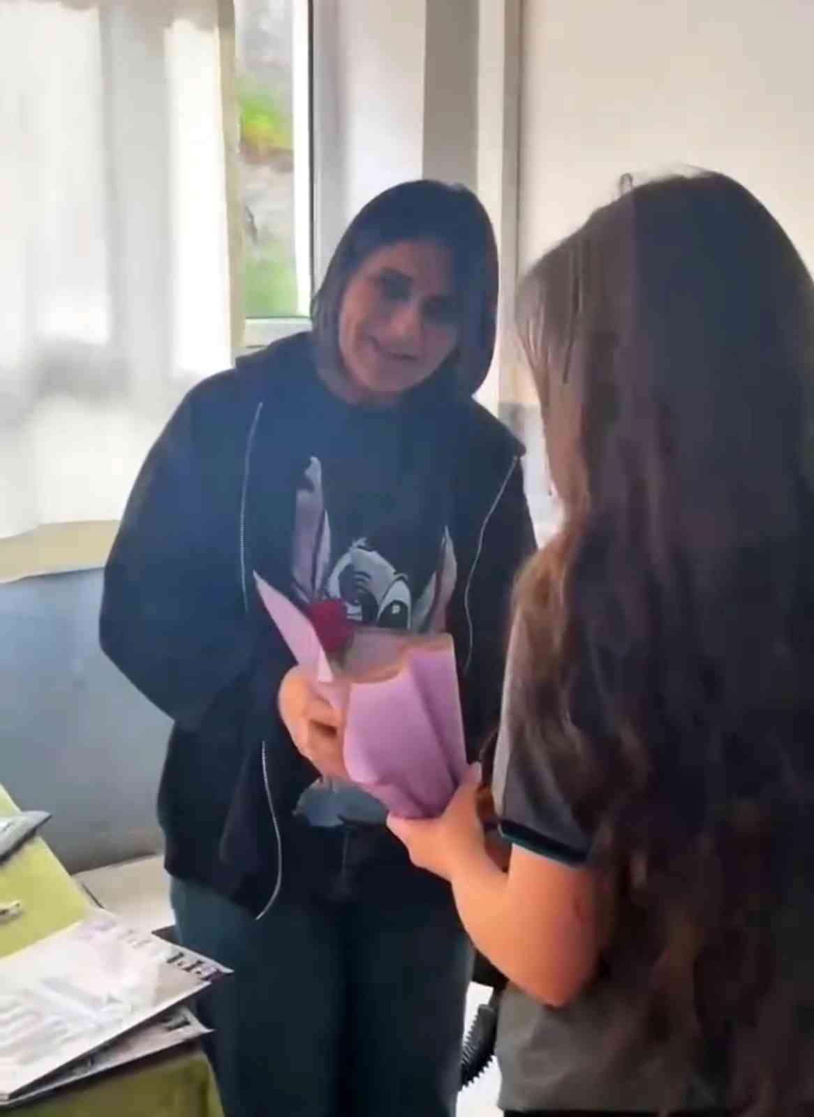 Karabük’te öğrencilerden öğretmenlerine anlamlı sürpriz
