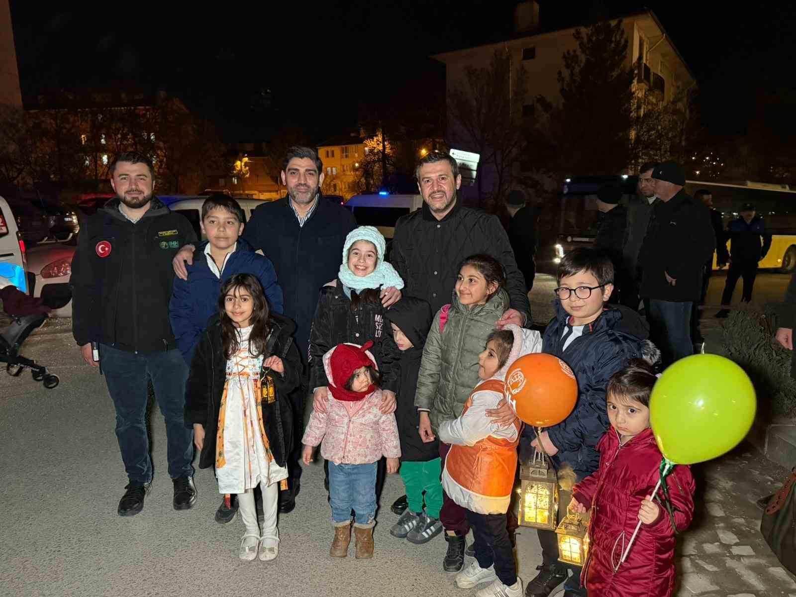 Karabük’te Ramazan coşkusu sokaklara taştı: Fener alayı ve Ramazan sokağına yoğun ilgi
