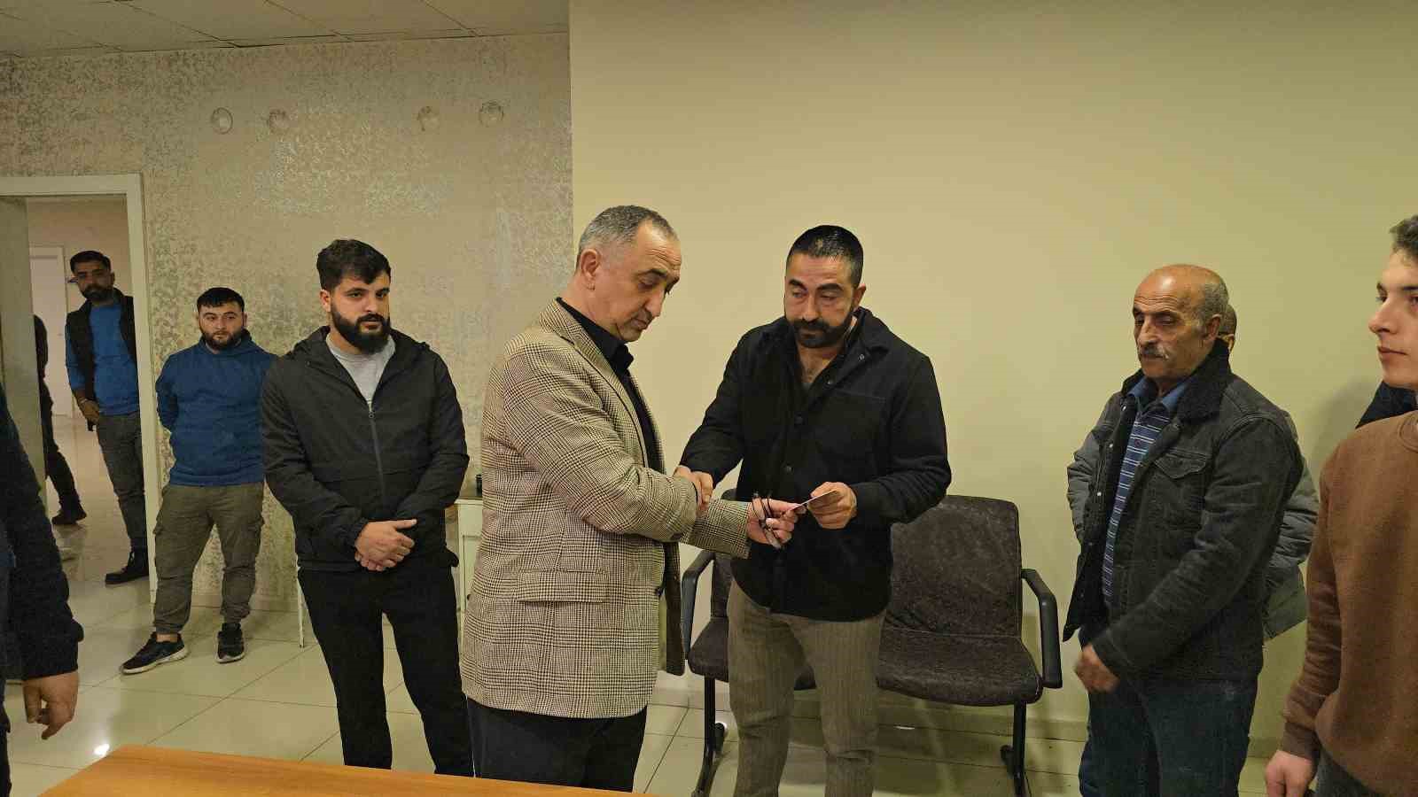 Karabük’te Ramazan geleneği sürüyor: 55 davulcu vatandaşları sahura kaldıracak
