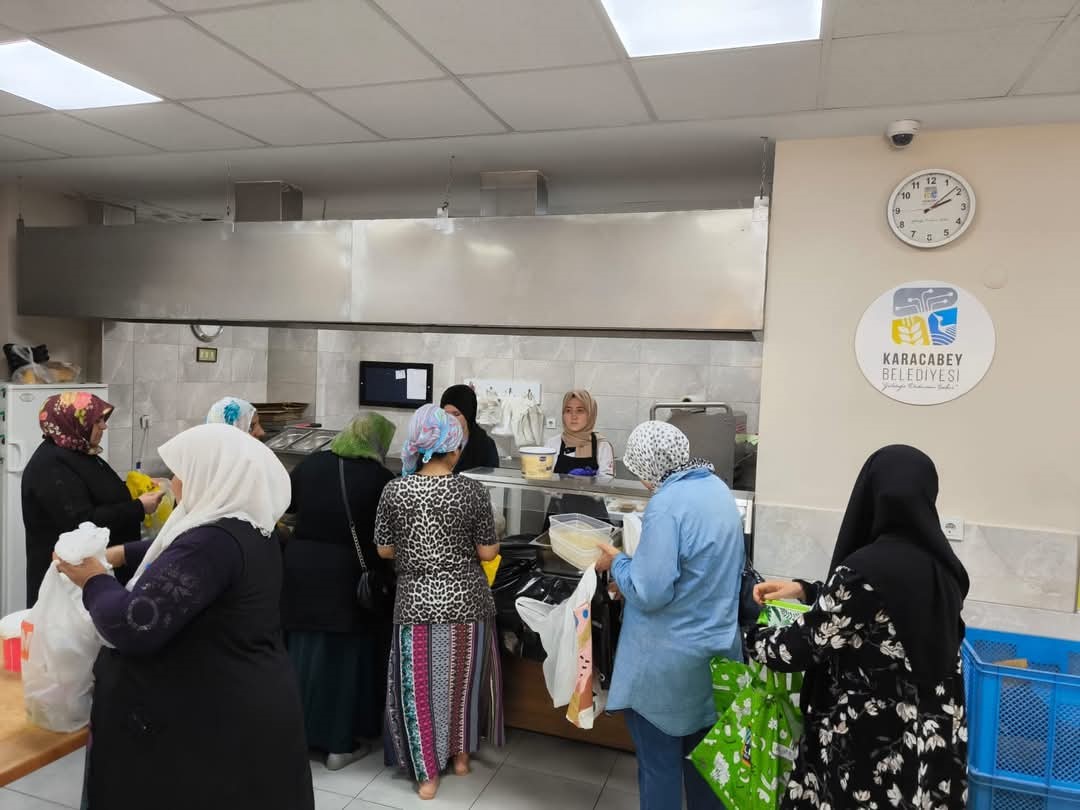 Karacabey Belediyesi Ramazan’da dayanışma büyütüyor
