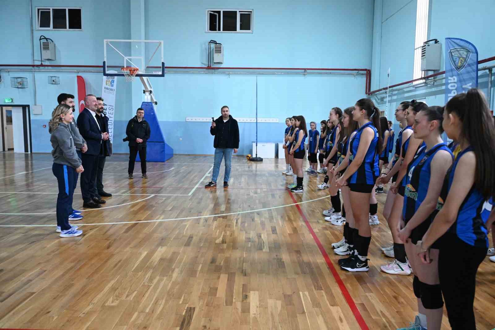 Karacabey Belediyesi’nden amatör spora güçlü destek
