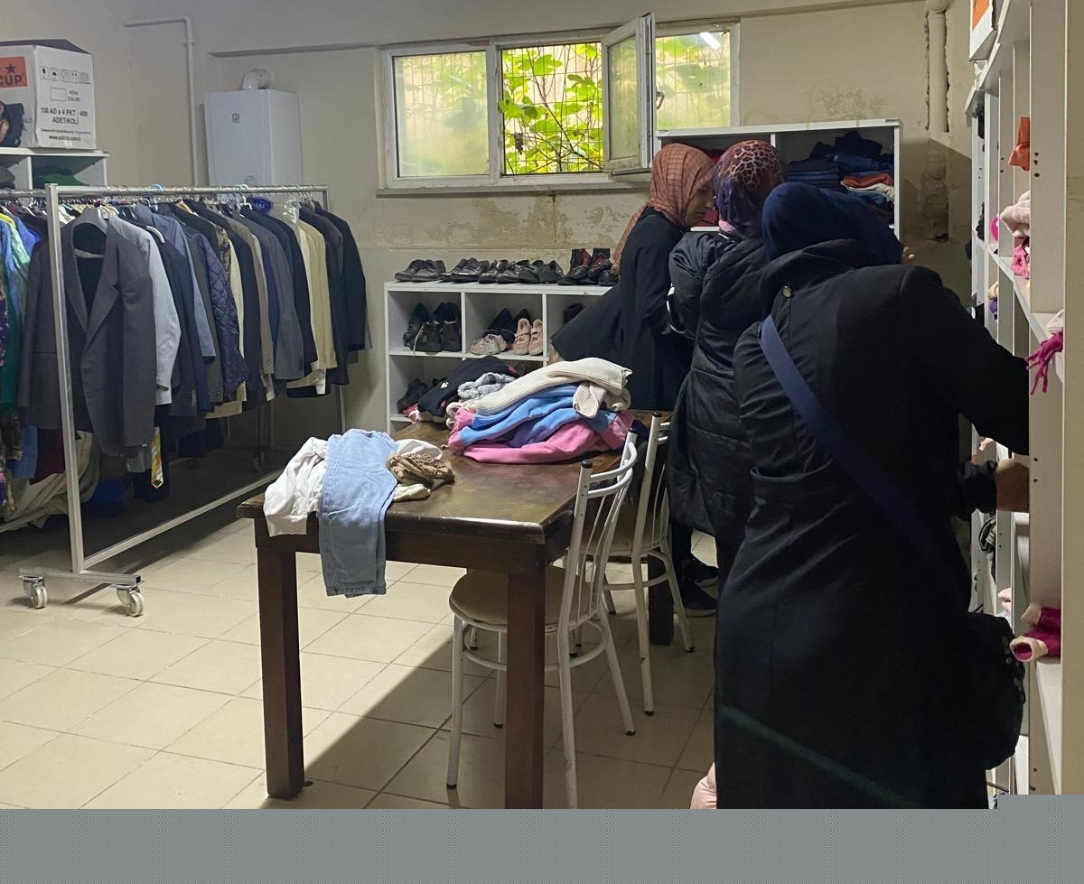 Karacabey Belediyesi’nden binlerce vatandaşa destek
