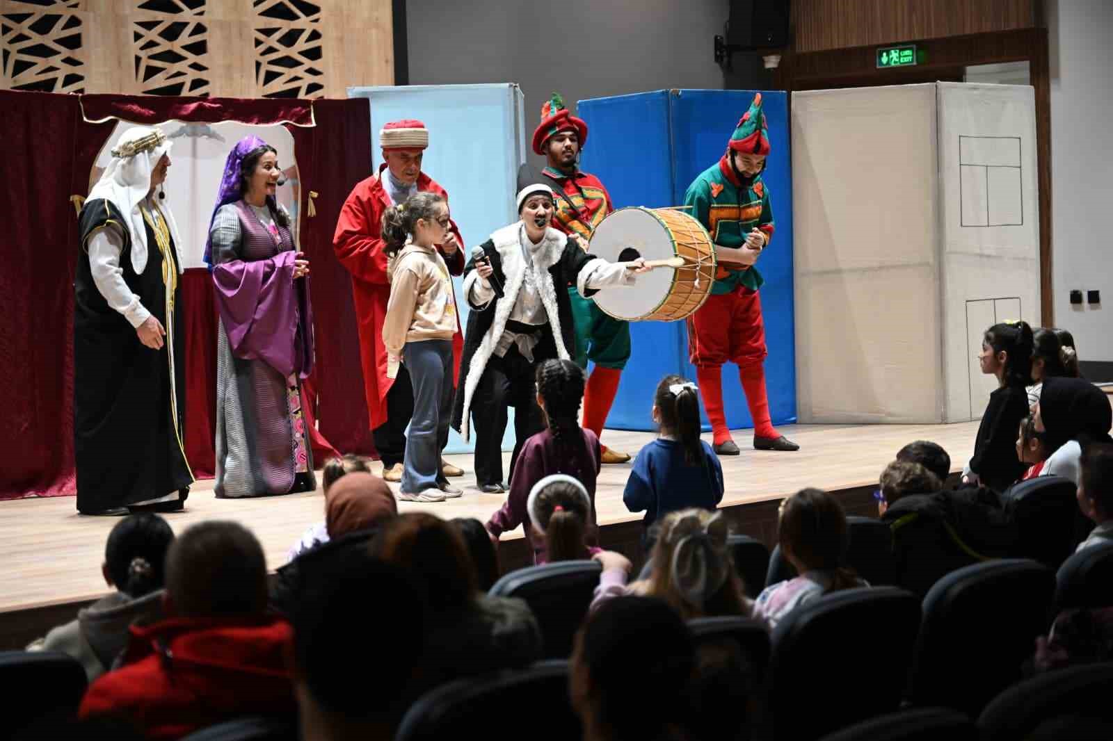 Karacabey Belediyesi’nden Ramazana yakışır kültür şöleni
