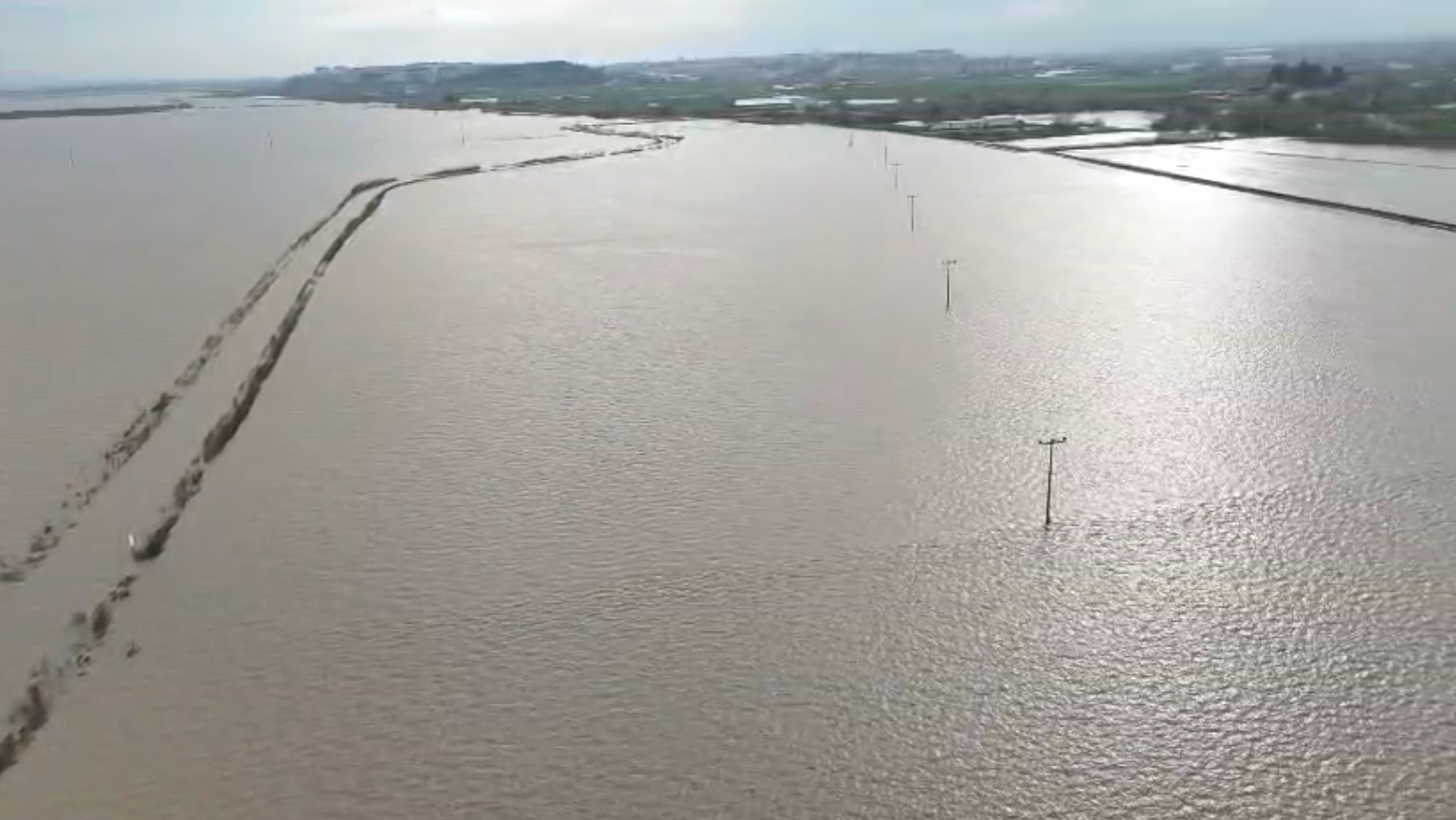 Karacabey Ovası sular altında kaldı
