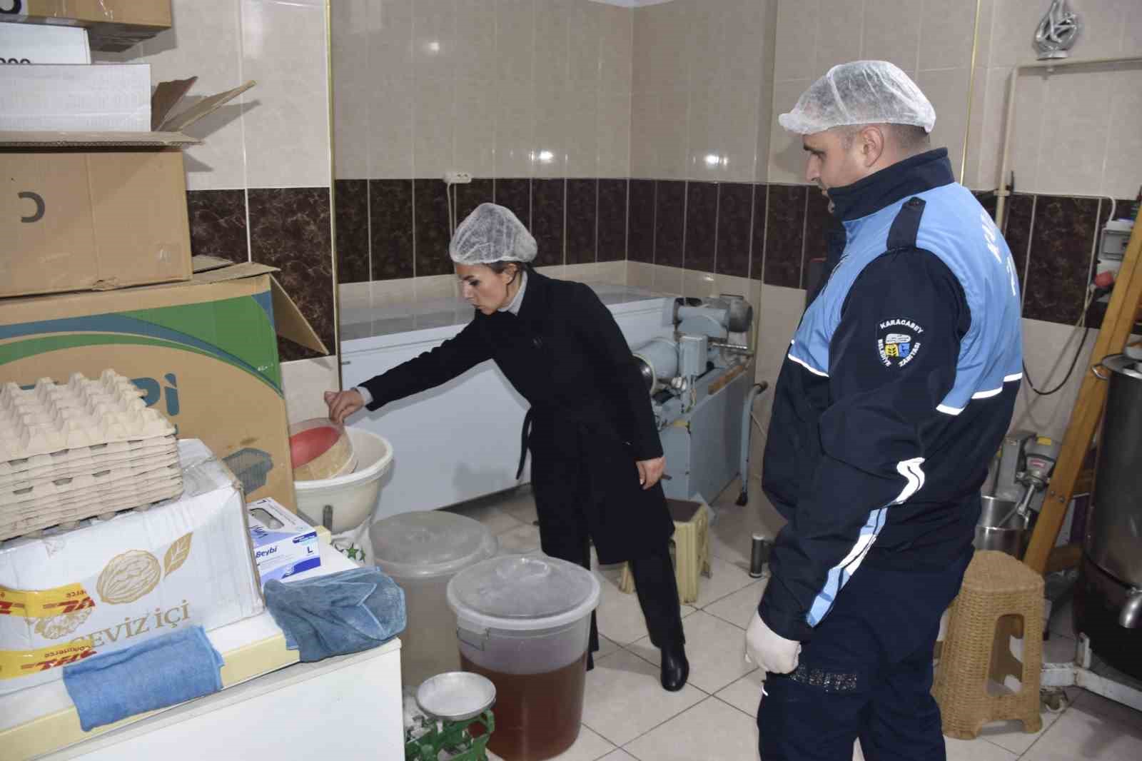 Karacabey Zabıtası 2025’te yoğun mesai yaptı
