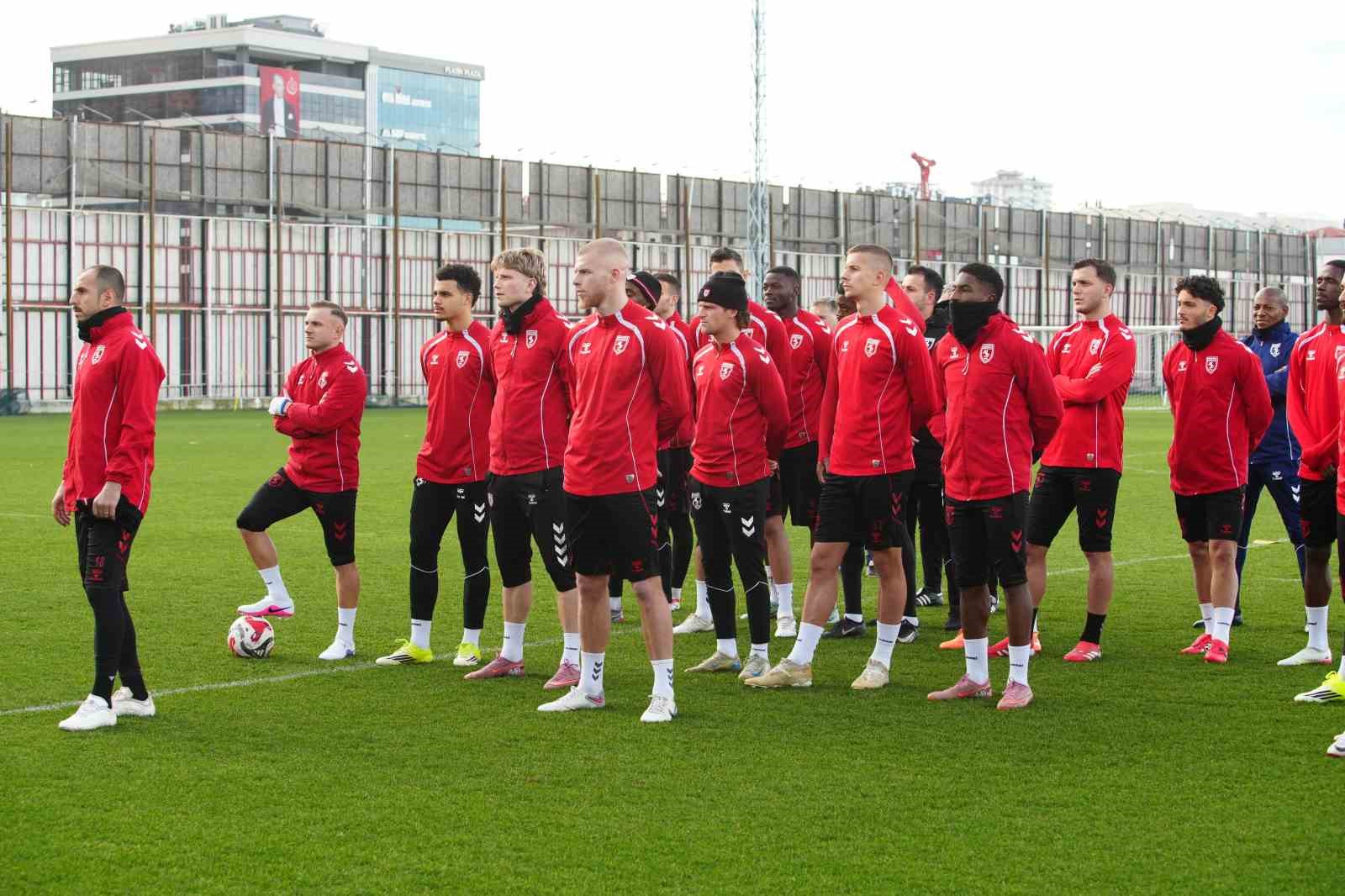 Karadeniz derbisi öncesi Samsunspor’a taraftar desteği

